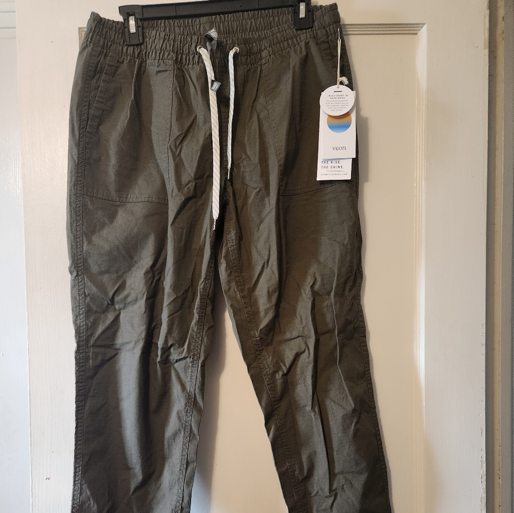 NWT Vuori ripstop pants